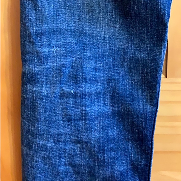 Men’s Dark Wash Levi’s - Picture 4 of 7